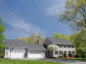 4 Reasons To Replace Your Roof in Spring